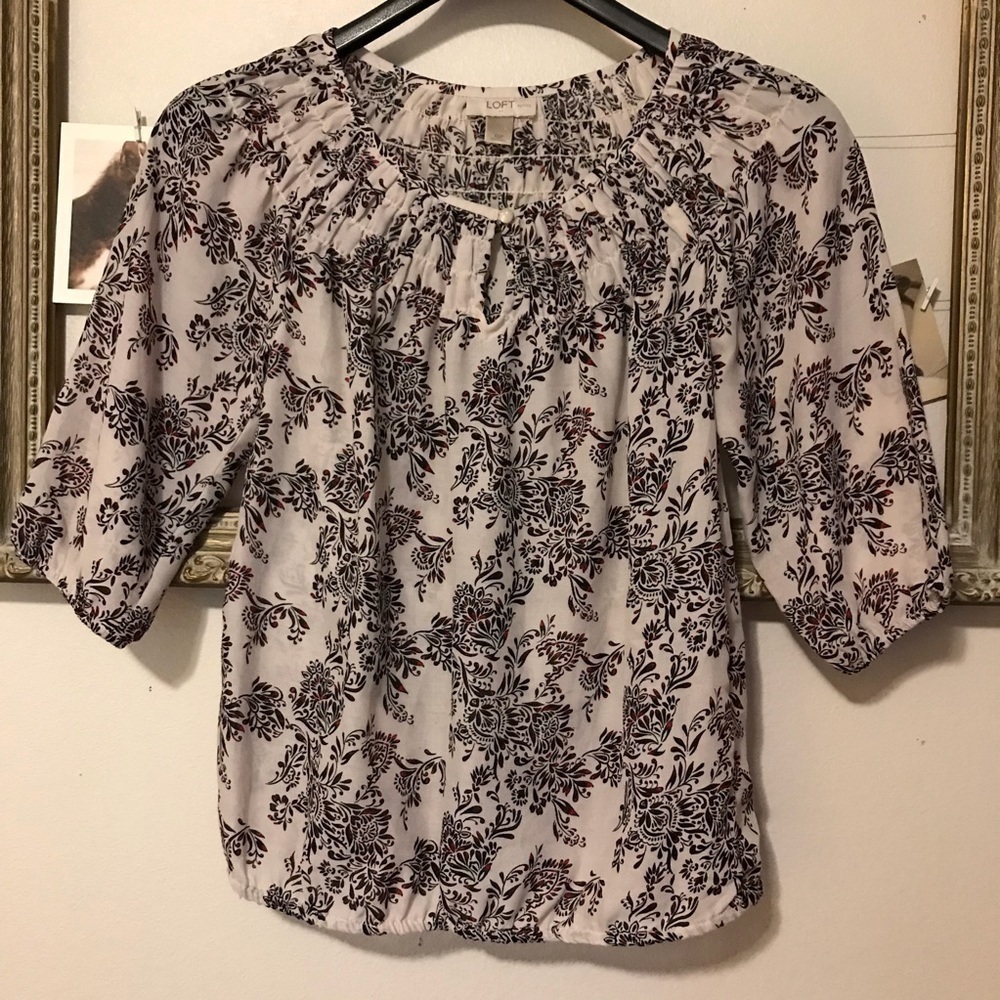 Loft lightweight blouse size extra small petite